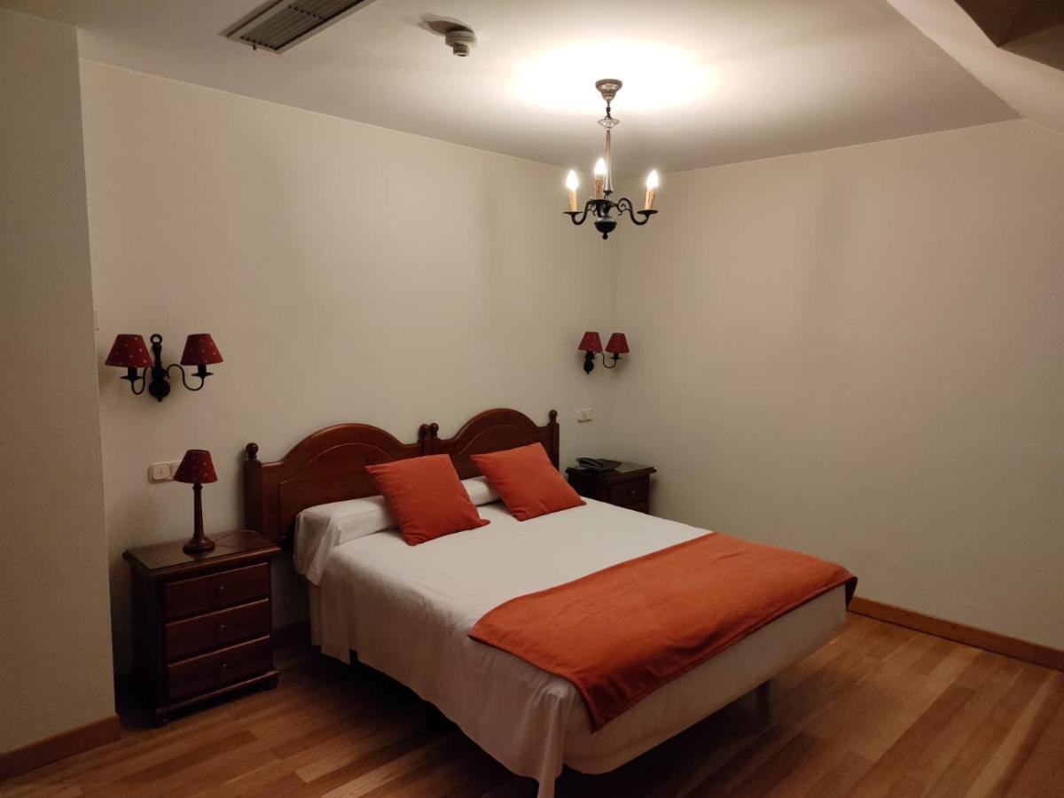 La Posada De Pradorey Ventosilla Εξωτερικό φωτογραφία